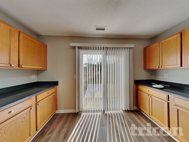 Foto del edificio - 4505 Arcaro Dr