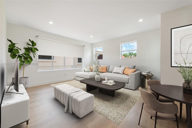 Foto del edificio - 2811 SW 65th Ave