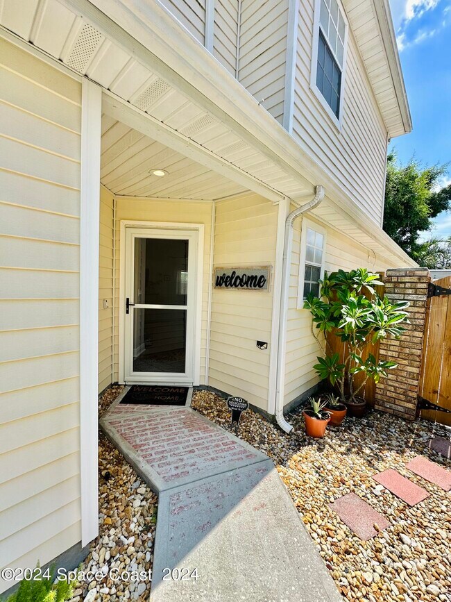 Building Photo - 1601 Pga Blvd