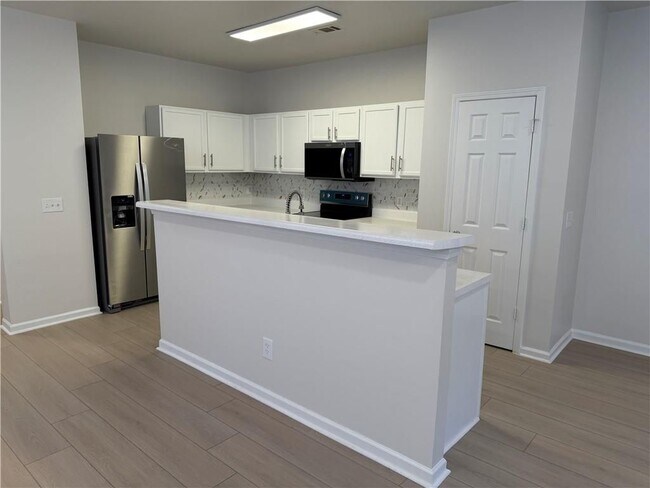 Foto del edificio - 3317 Fernview Dr