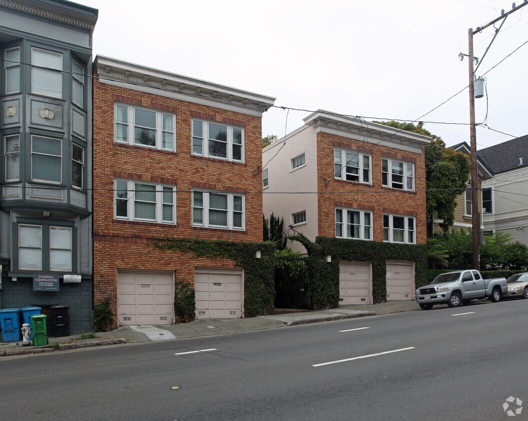 Primary Photo - 343-357 Oak St. & 240-242 Li