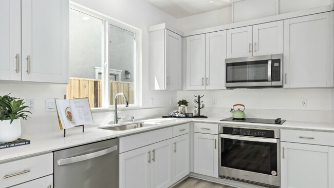 Building Photo - 112 Balsa court