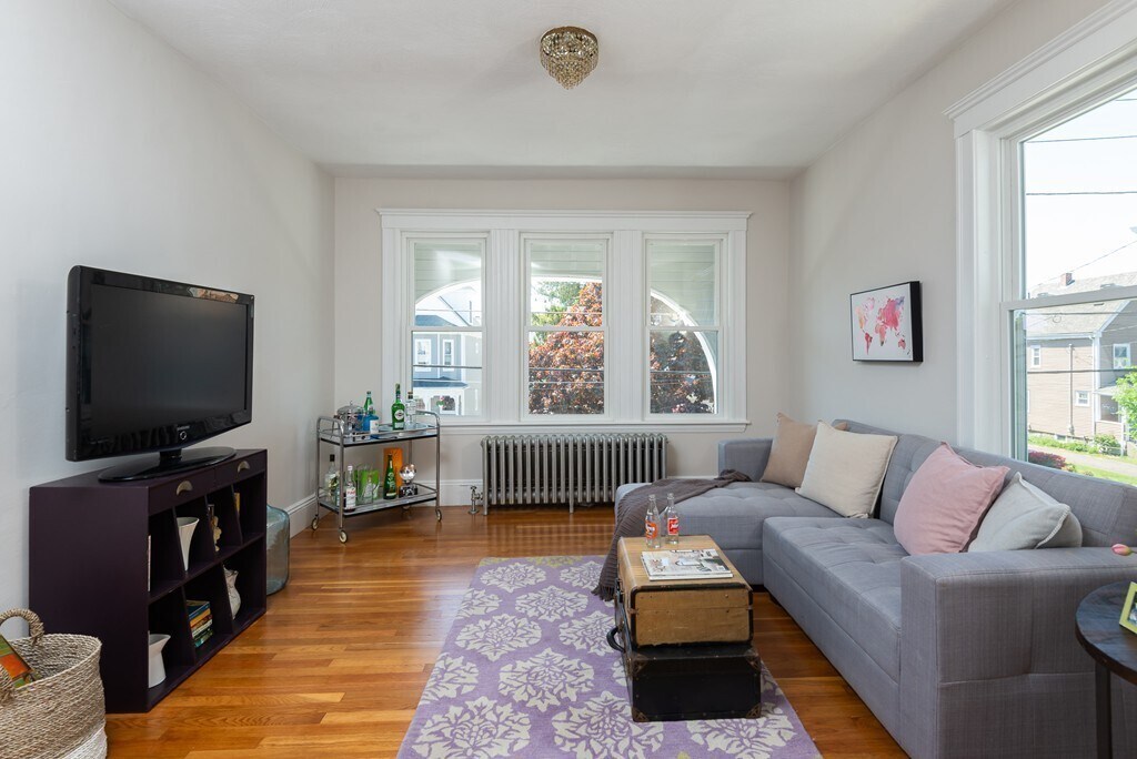Foto principal - 217 Spring St
