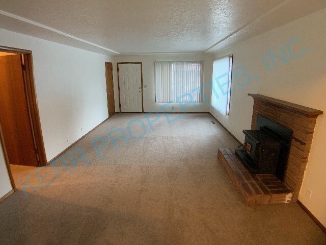 Foto del edificio - 935 NE 117th Ave
