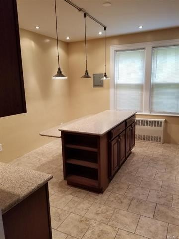 Building Photo - 3 bedroom in Bronx NY 10462