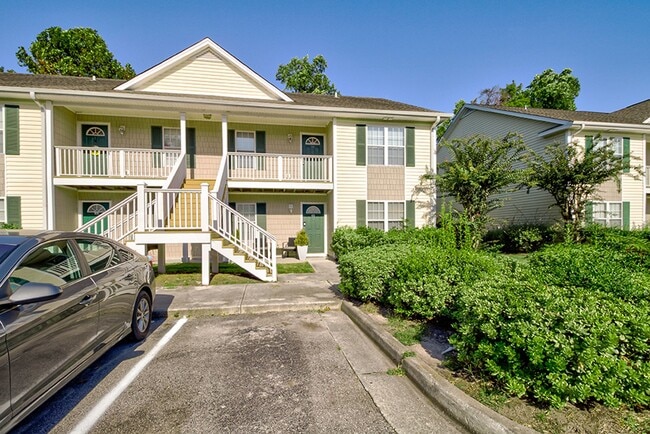 Foto del edificio - COMING SOON - Spacious Updated Condo in Great Location!