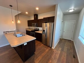 Building Photo - 63159 de Haviland St