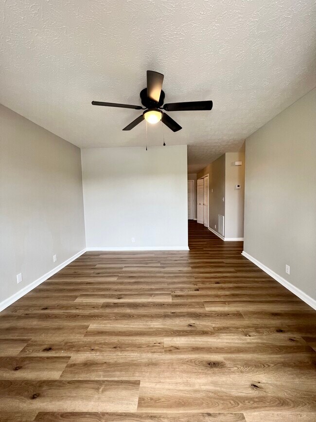 Foto del edificio - 2245 Lane Rd