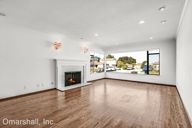 Building Photo - 4 br, 4 bath House - 1900 Polo Ct