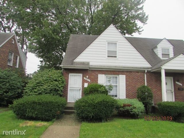 Primary Photo - 2 br, 1 bath House - 15806 E 7 Mile Rd