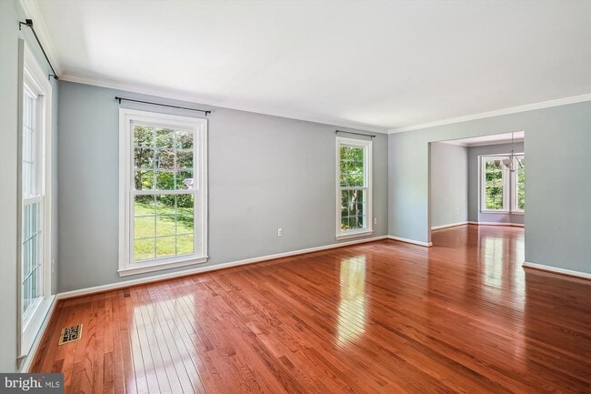 Building Photo - 13002 Aderman Ct