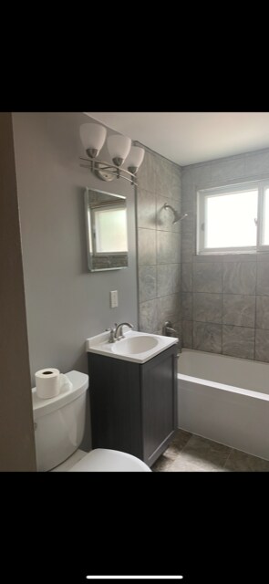 Foto del edificio - 3619 10th Ave