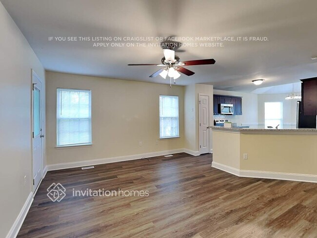 Foto del edificio - 204 Christianna Ct NW