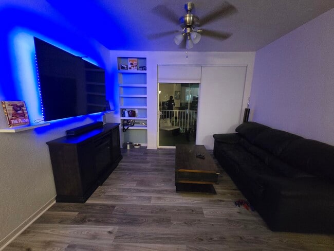 Foto del edificio - 2615 Maitland Crossing Way