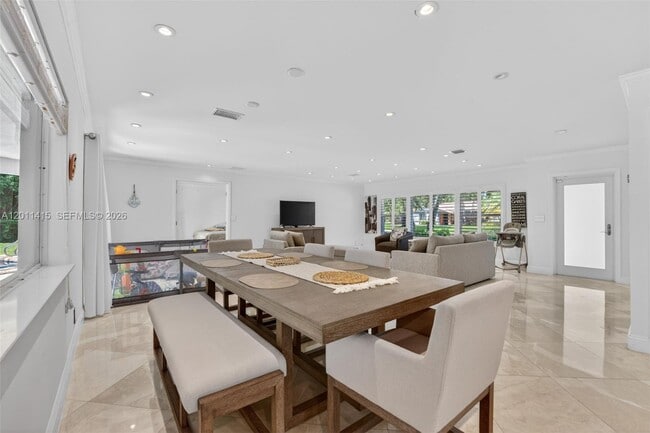 Foto del edificio - 2701 NW 107th Ave
