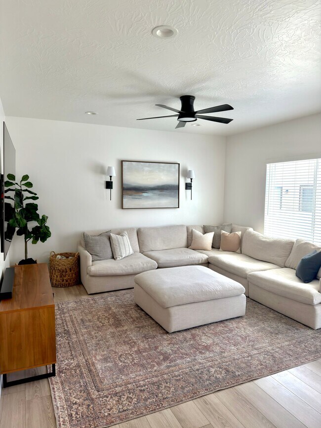 Foto del edificio - 4889 Breezy Patch Rd