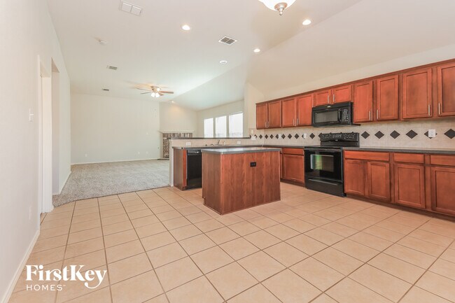 Foto del edificio - 2064 Fairview Dr