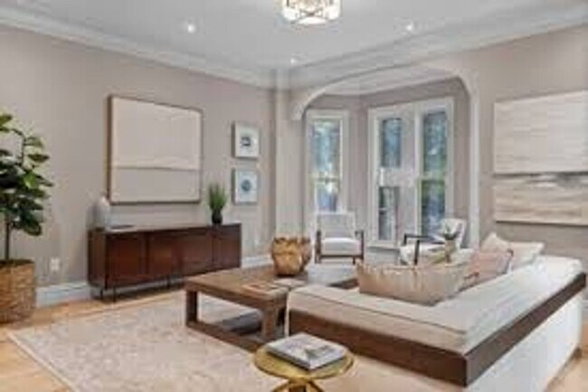 Building Photo - High-End Kitchen Appliances, Central Heat/...