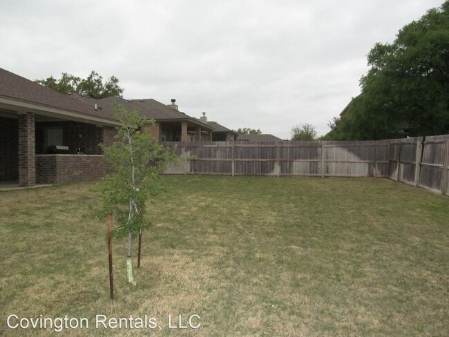 Building Photo - 3 br, 3 bath House - 2118 Yturria