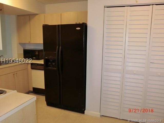 Foto del edificio - 117 Lake Emerald Dr