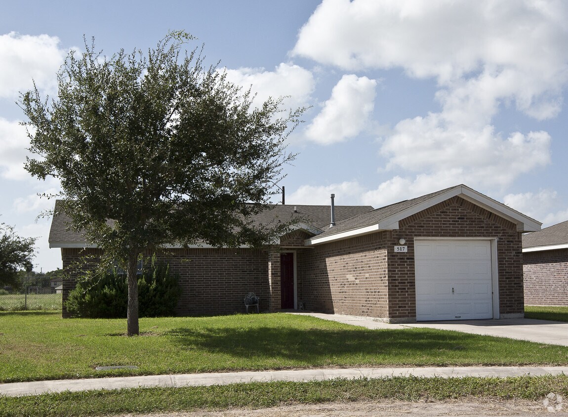 Arbor Cove Single Family Homes Apartments Donna, TX