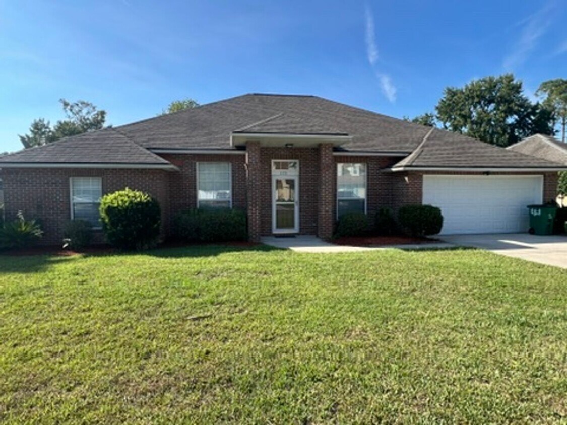 Primary Photo - 4BR/2BA Home Walking Distance to Mary Lee ...