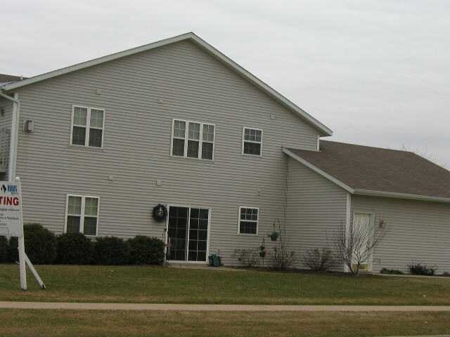 Building Photo - 2