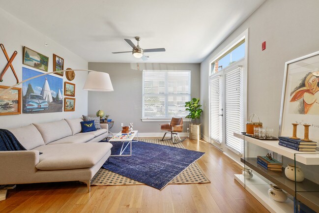 Acadia- Living Area - River House Apartments