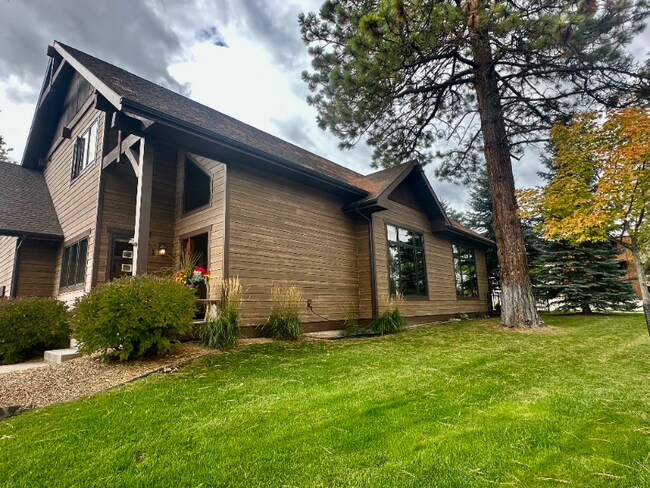 Building Photo - 1 Rock Creek Ct
