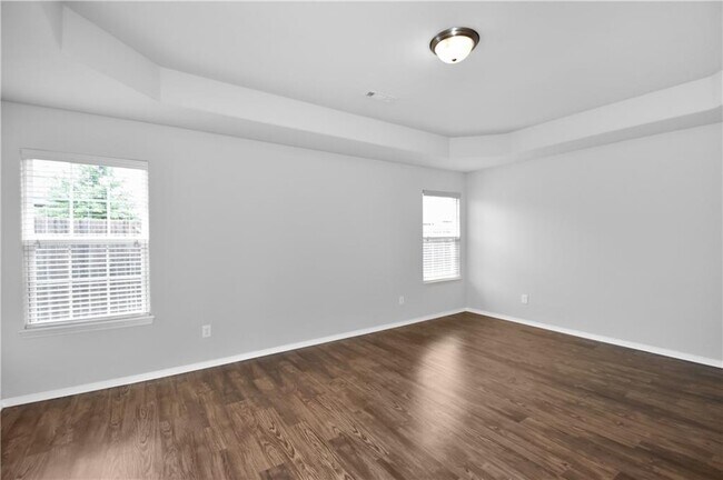 Building Photo - 1240 Lariat Dr