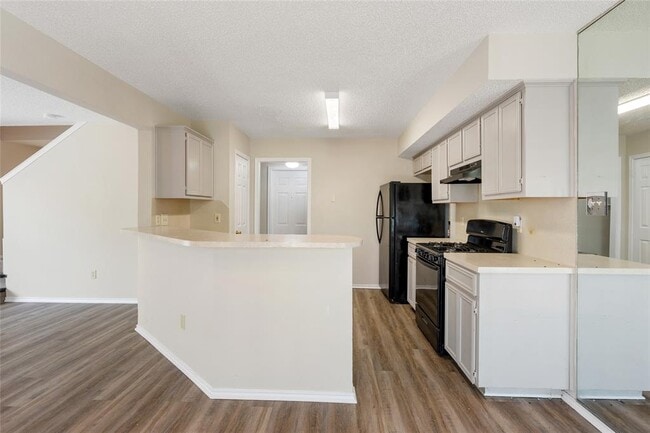 Foto del edificio - 1717 Parkfield Cove