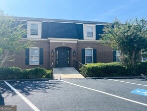 Building Photo - 207 Harwell Ave