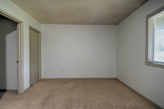 Foto del edificio - 115 Beechnut