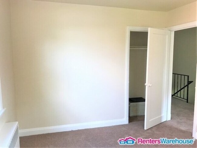 Foto del edificio - 8522 Chestnut Oak Rd