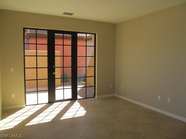 Primary Photo - 11846 Nalda St