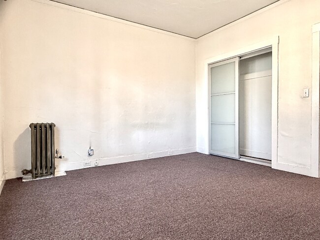 Building Photo - 2818 Telegraph Ave