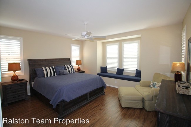 Foto del edificio - 4 br, 3.5 bath House - 1828 Cyan Lane