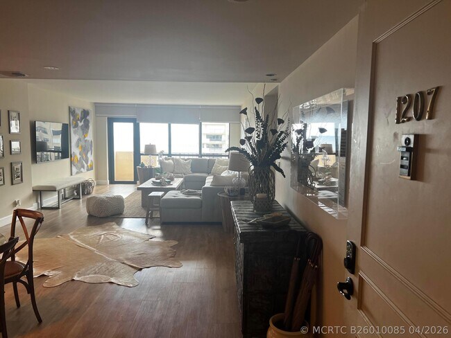 Building Photo - 5100 N Ocean Blvd