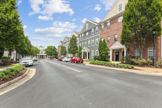 Apartamentos The Pointe At New Town — foto de la comunidad - The Pointe At New Town