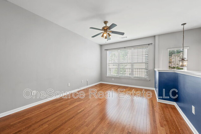 Foto del edificio - 1653 Liberty Pky NW