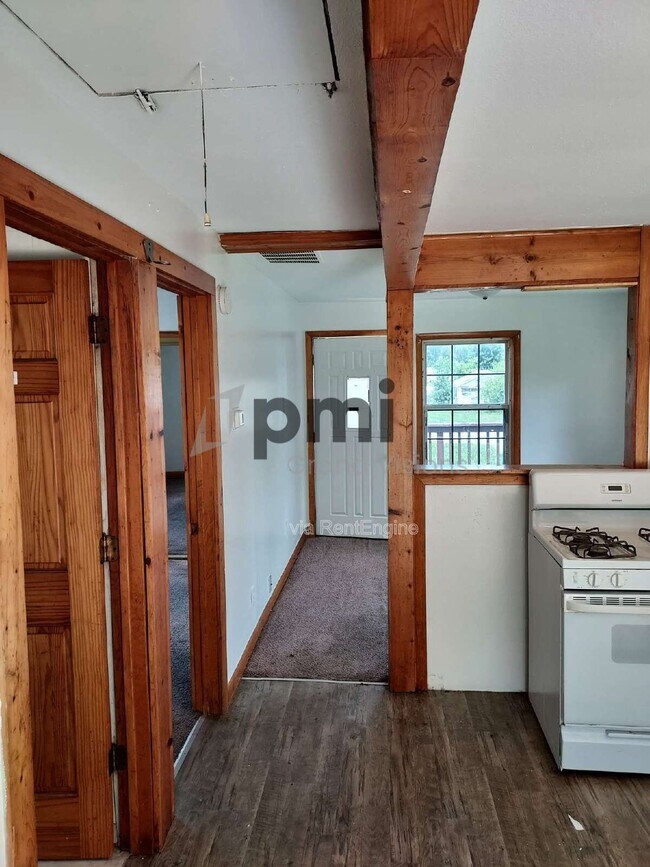 Foto del edificio - 1719 W Olive St