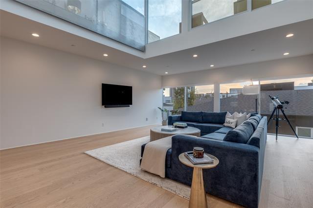 Foto del edificio - 4626 Coles Manor Pl