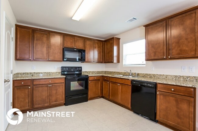 Building Photo - 2520 Queen Bee Dr