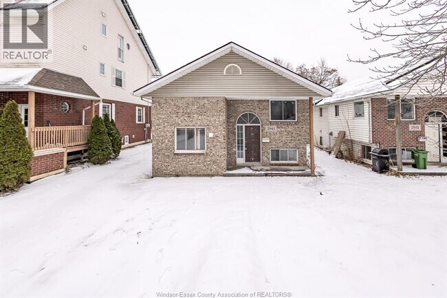 Photo du bâtiment - 2941 Donnelly St