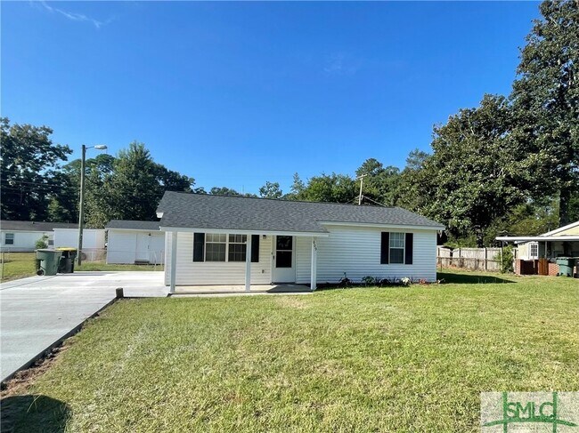 Building Photo - 609 Cranman Dr