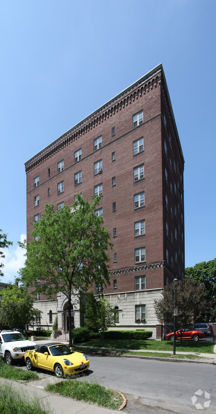 Building Photo - Roosevelt Apartments