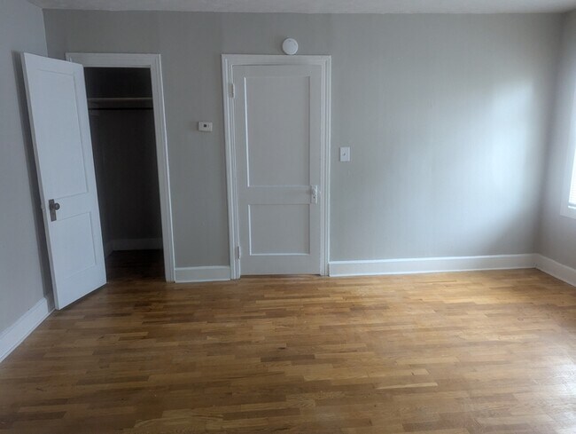 Foto del edificio - 122 Rolling Acres Dr