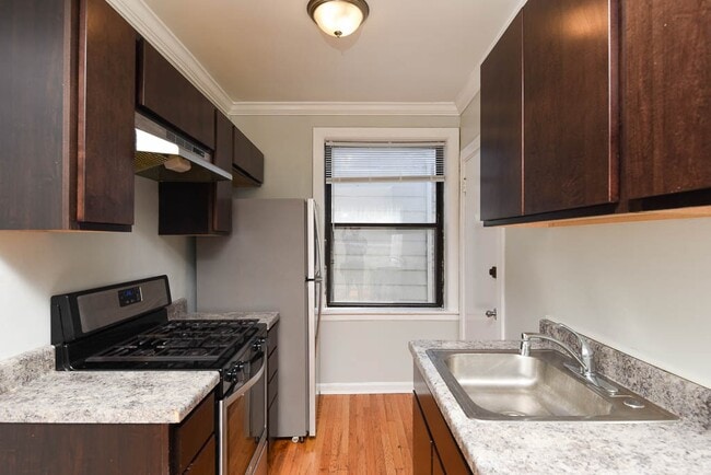 Foto del edificio - 7006 N Paulina St