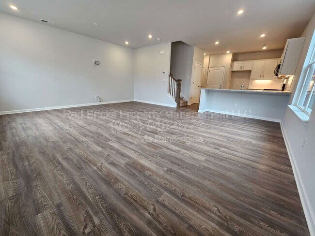 Foto del edificio - 7828 Nelson Rd