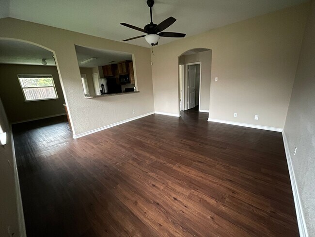 Foto del edificio - 2903 Montague County Dr